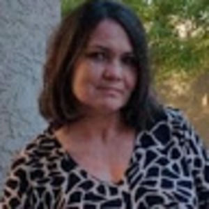 Meet your Posher, Debra